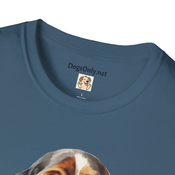 Bassett Hound Dog T-Shirt - Unisex Softstyle Tee - Image 50