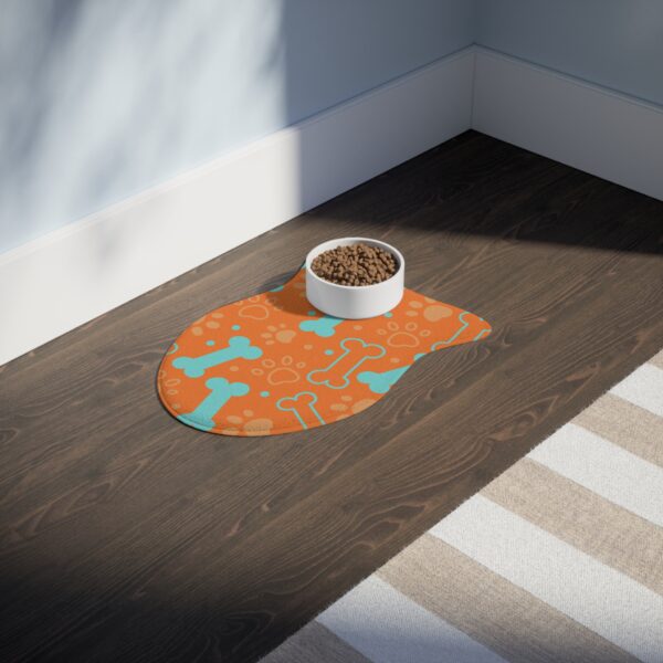 Colorful Pet Feeding Mats with Fun Bones & Paws Design-Crusta - Image 11