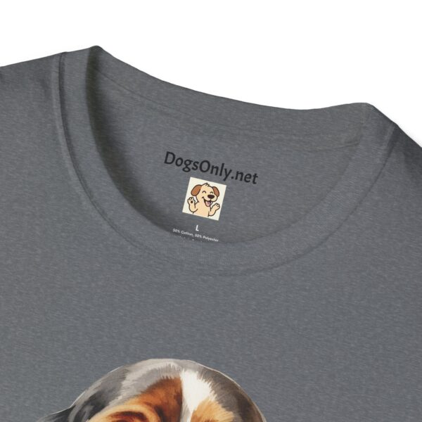 Bassett Hound Dog T-Shirt - Unisex Softstyle Tee - Image 39